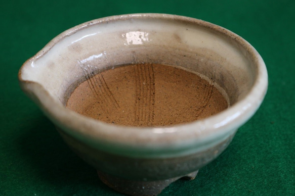 ミニ盆栽鉢（唐津片口）（作品番号J-005） 3枚目の画像