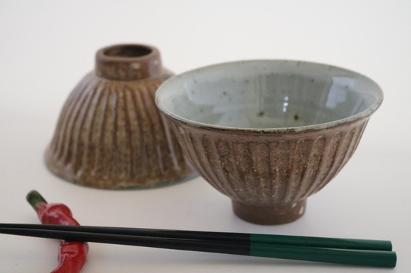 鎬（しのぎ）飯茶碗（作品番号S-054） 5枚目の画像