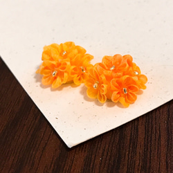 ＊orange＊ブーケのような耳かざり（イヤリング・ピアス） 2枚目の画像