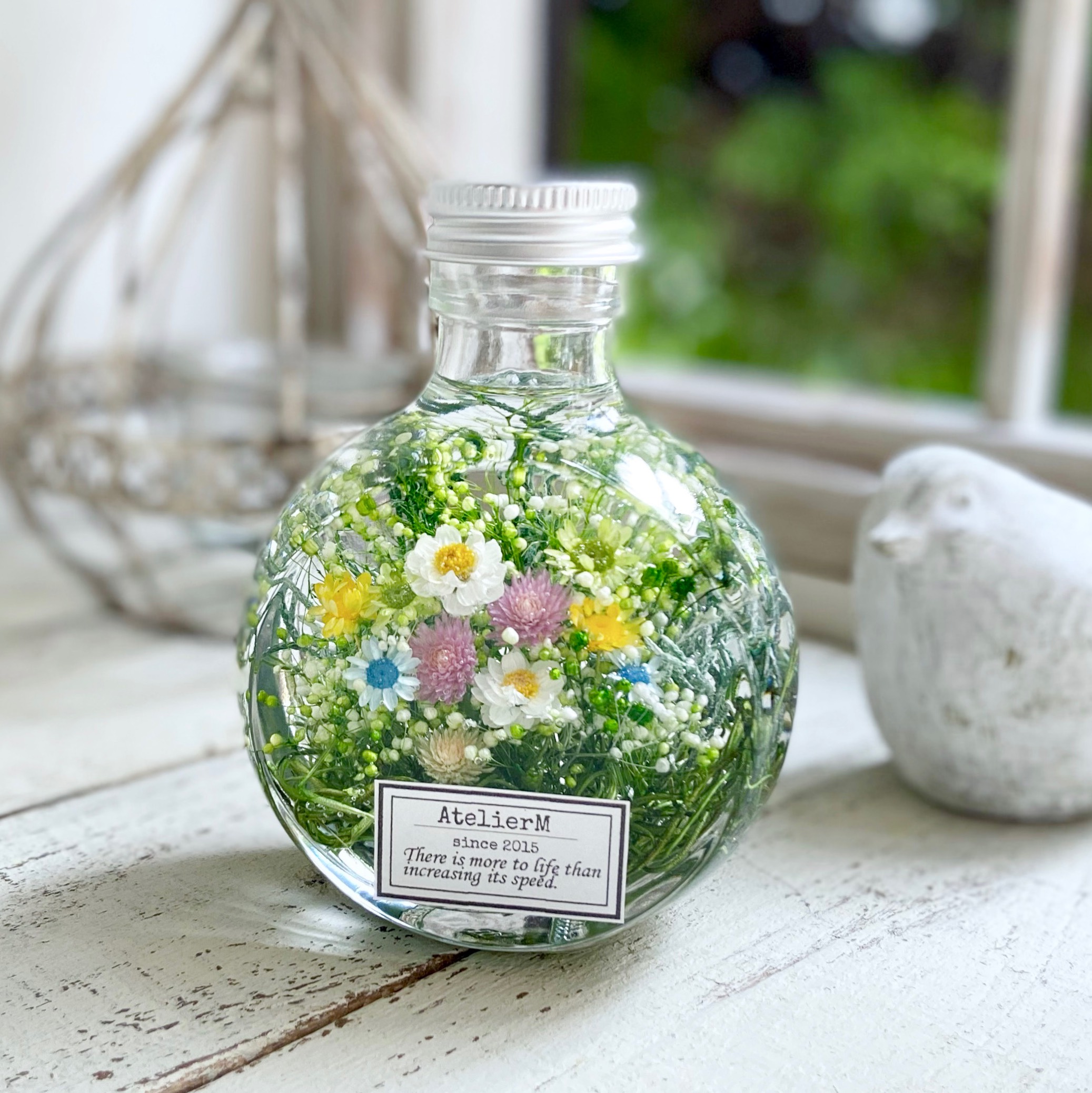 固まるハーバリウム ねこの中のお花畑 固まるハーバリウム ねこの中のお花畑