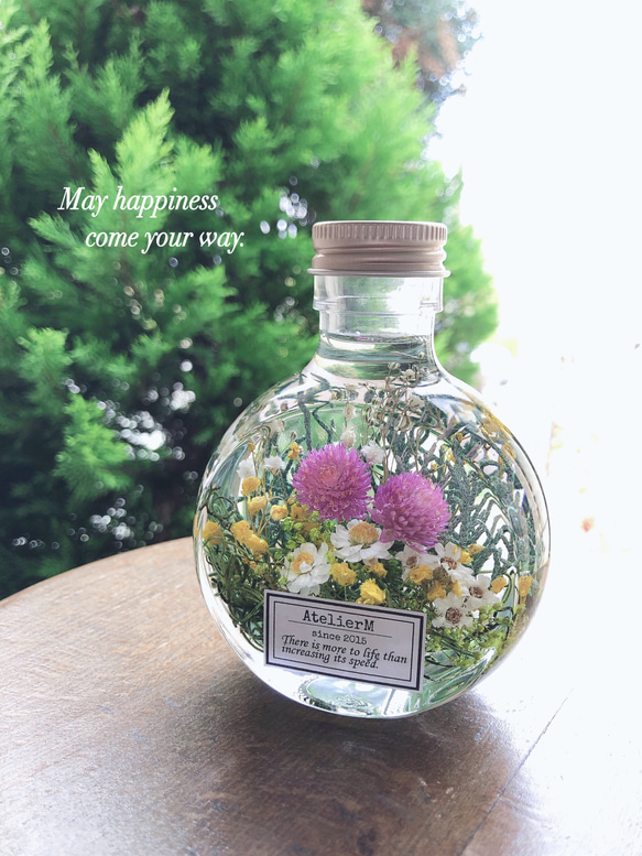 ハーバリウム　〜ボトルの中の花畑　no.2〜150ml  neko bottle 3枚目の画像