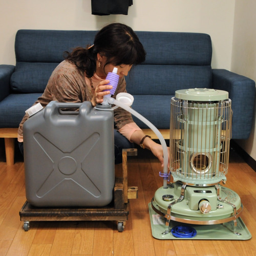 灯油缶キャリー エボニー 重たいポリタンクも楽々運べます その他 