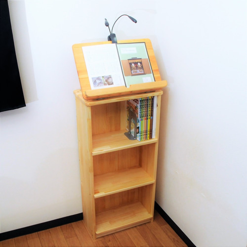 頑丈な本棚ワイド ウッドナチュラル B5判の本にぴったりサイズです