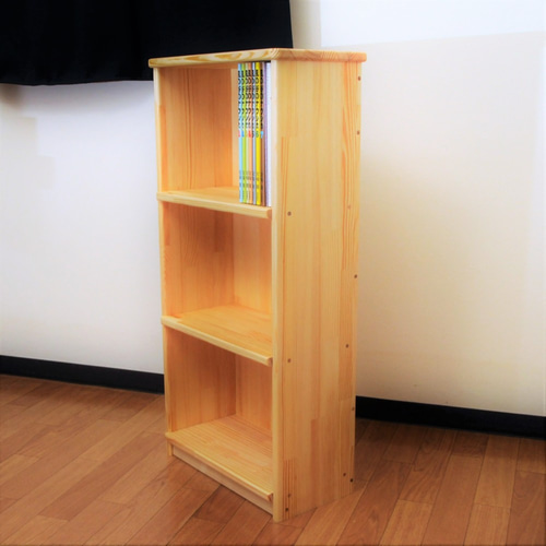 頑丈な本棚ワイド ウッドナチュラル B5判の本にぴったりサイズです