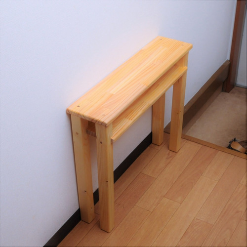 玄関の台　廊下の隅に置いても邪魔にならないサイズです 玄関の台 廊下の隅に置いても邪魔にならないサイズです 玄関