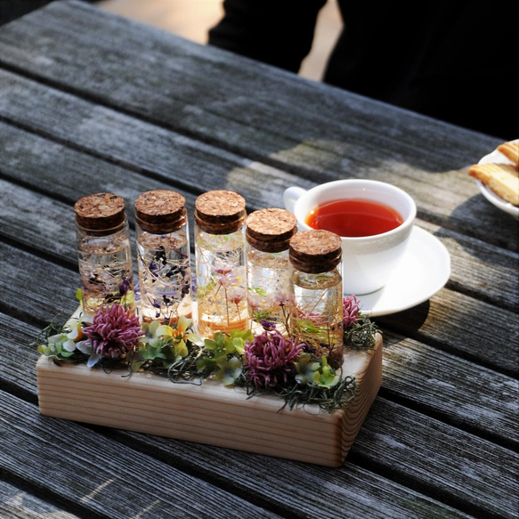 5輪挿しフラワースタンド「お花畑」　ウッドナチュラル 6枚目の画像