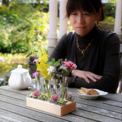 5輪挿しフラワースタンド「お花畑」　ウッドナチュラル 7枚目の画像