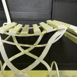 アンティーク調 フォールディング ガーデンチェア 折り畳み アイアン木製椅子 3枚目の画像