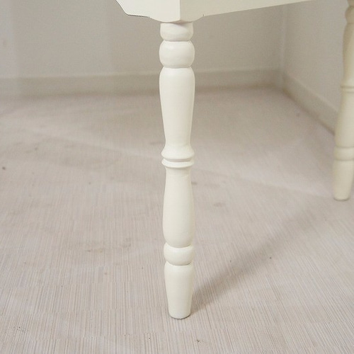 アンティーク調 シャビー アイボリー 4杯 チェスト 収納タンス