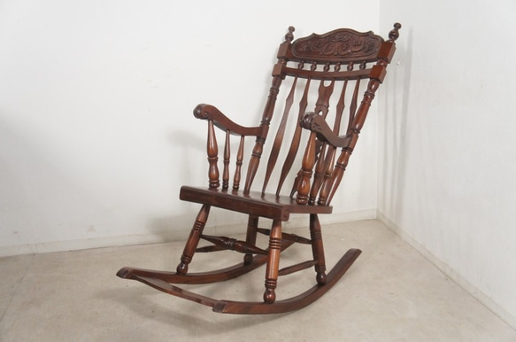 アンティーク調 マホガニー無垢材 ロッキングチェア 装飾彫刻 椅子
