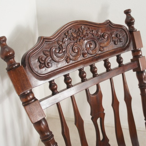 アンティーク調 マホガニー無垢材 ロッキングチェア 装飾彫刻 椅子