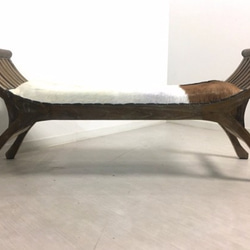 アンティーク調 チークスツール 毛皮 革張 無垢 ベンチ 椅子 2枚目の画像