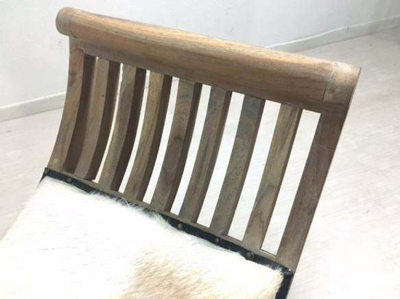 アンティーク調 チークスツール 毛皮 革張 無垢 ベンチ 椅子 白 5枚目の画像