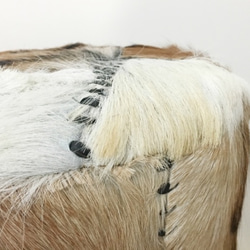 アンティーク調 ドラムスツール 毛皮張 チーク ハラコ クッションスツール 腰掛け 天然素材 5枚目の画像