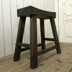 アンティーク調 チーク無垢材 ウッドベンチスツール 作業椅子 ダーク 3枚目の画像