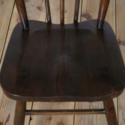 アンティーク調 スティックバック チェア カントリー 椅子 マホガニー ダーク色 3枚目の画像
