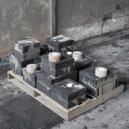 カイツブリのペーパーウェイト 琵琶湖の水鳥の置物 銅合金製 その他