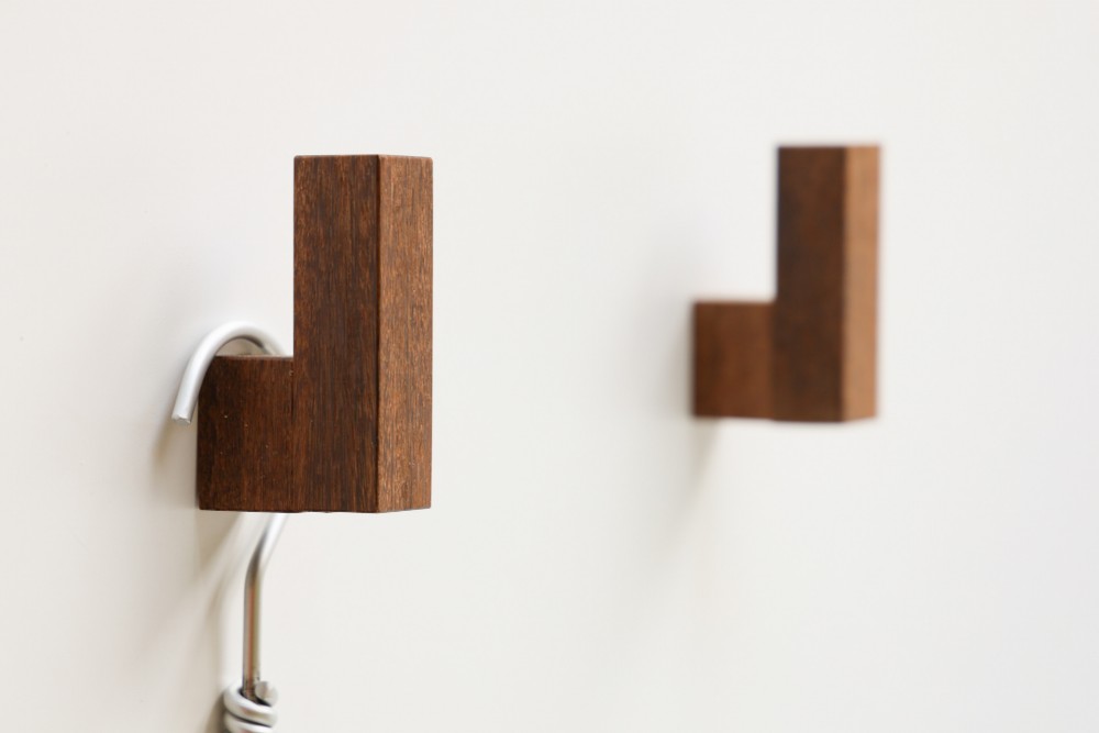 CUBRIC teak シンプルな木製壁掛けフック フック 木製フック