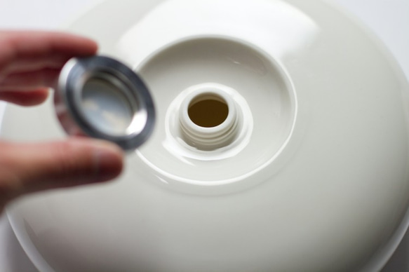 ＜数量限定プレゼント＞睡眠時の冷え対策で快眠 「陶器」の湯たんぽ yutanpo　ホワイト 6枚目の画像