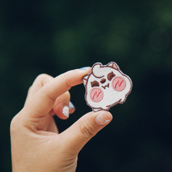 ミレー柴犬の電気刺繍ピン 5枚目の画像