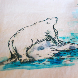 黑熊白熊布海報（北極熊款） 第4張的照片