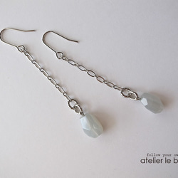 graceful gray #3 ～グレームーンストーンの一粒ピアス ～ 1枚目の画像