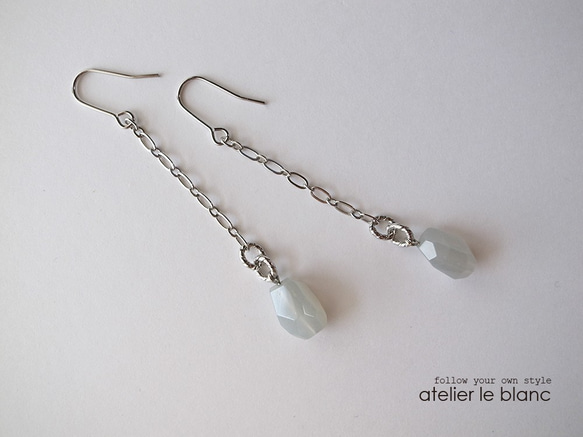 graceful gray #3 ～グレームーンストーンの一粒ピアス ～ 1枚目の画像