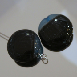 2個　ブラック＆ブルー　geode Druzyオニキスアゲート　コイン型ビーズ　２０x６㎜ 3枚目の画像