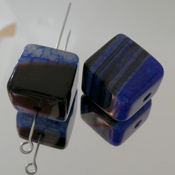 2個　シックな　ブルー＆ブラック　ドラゴンヴィーナスアゲート　キューブ型ビーズ　15x15㎜　 5枚目の画像