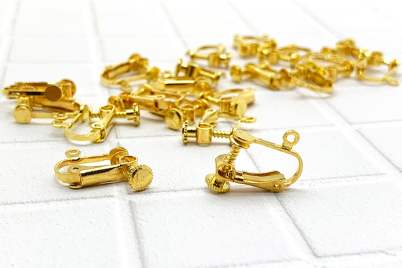 (20ヶ) 平皿ネジ式 カン付きイヤリングパーツ …… KC ゴールド 2枚目の画像