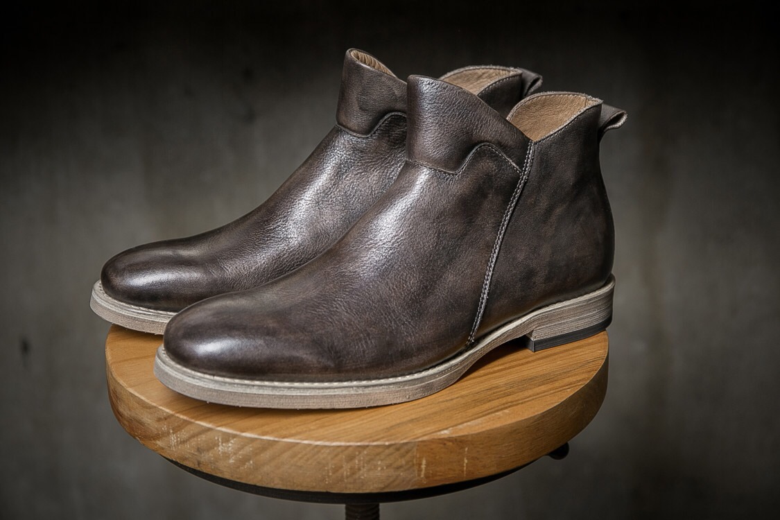 ハラコレザーサイドチャック付きショットブーツハンドメイド子牛革靴 灰黒 送料無料