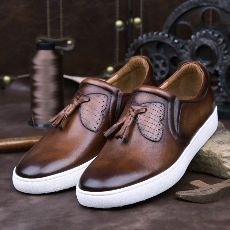 モチーフタッセルハラコレザースニーカー手作り子牛革カジュアルシューズ ブラウン 送料無料