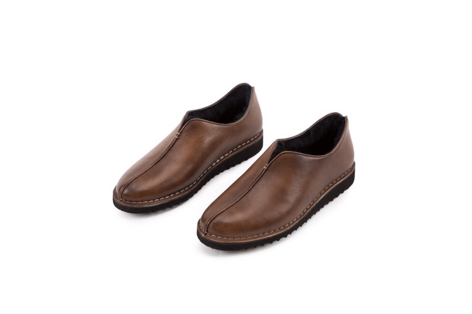 ハンドメイドハラコレザー暖かいふわふわ裏起毛羊毛付きカジュアル秋冬シューズ コーヒー 送料無料