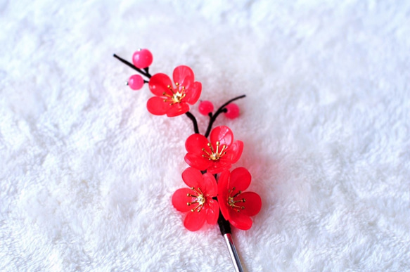 かんざし「梅の花　赤」 髪飾り 2枚目の画像