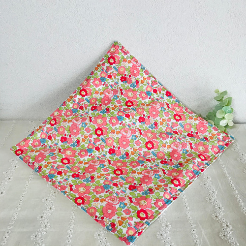 8重ガーゼ ふわふわハンカチ リバティ ベッツィ ホビーラ限定カラー  