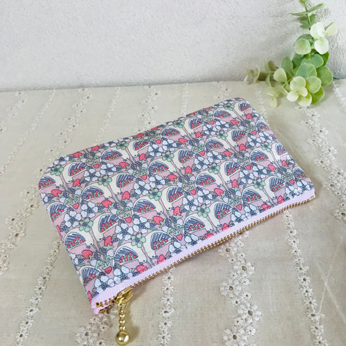 フラットポーチ (カードサイズ) リバティ ストロベリーフィースト  