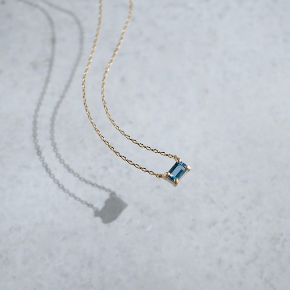 [March] Aquamarine octagon necklace [P086K10YG(AQ)] 2枚目の画像