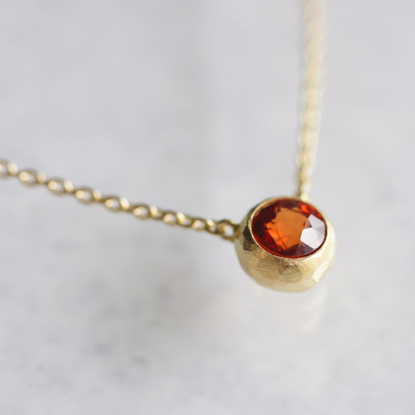 Orange sapphire bezel necklace {P062K18YGOS} 第3張的照片