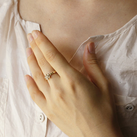 Tiny flower ring {R057K10} 第5張的照片