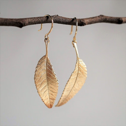 Elm leaf earrings [EP054K10] 2枚目の画像