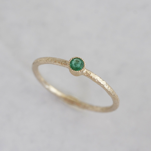 Emerald birthstone ring {R050K18/K10EM} 第5張的照片