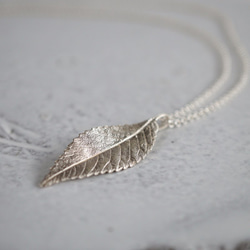 クリスマス限定セット　Elm leaf necklace & Earring 3枚目の画像