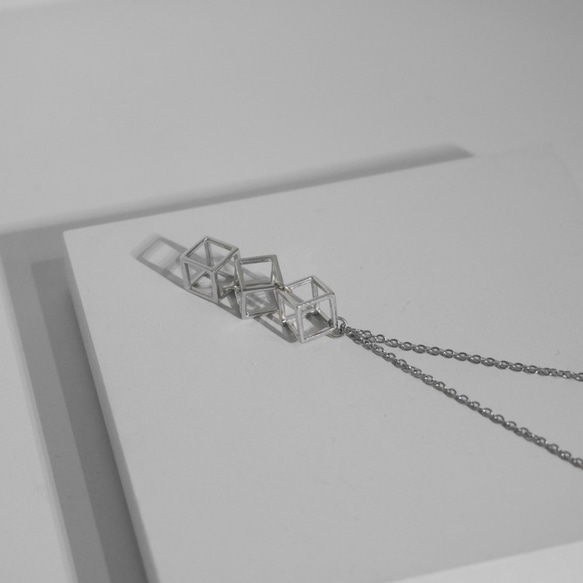 925純銀3D 立方體吊咀頸鏈項鍊 情人節紀念禮物 第1張的照片