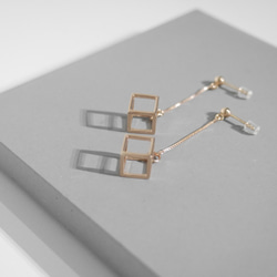 18K玫瑰包金 3D簡約立方體吊咀有鍊耳環 情人節紀念禮物 可轉耳夾 第1張的照片