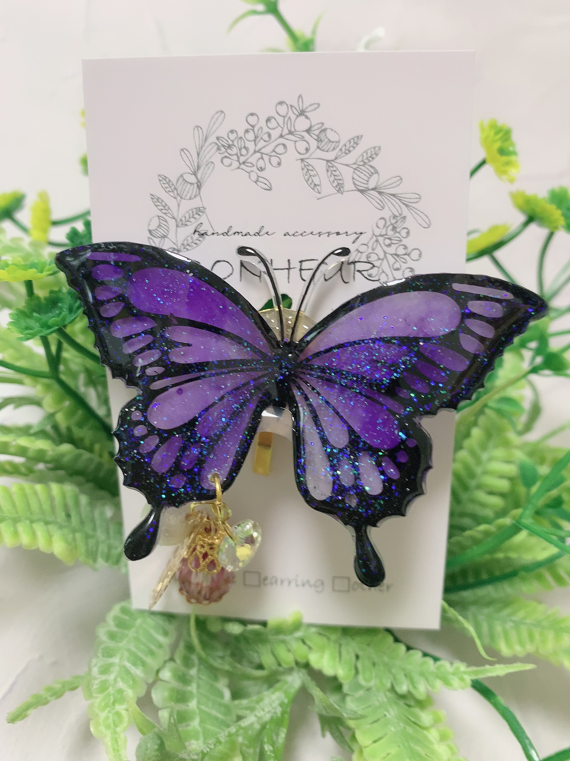 幸せを招く紫の蝶のポニーフック（パープル） ヘアゴム BONHEUR