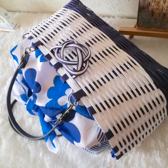 【再・受注】選べるあずま袋付き✨かわいい　人気のかごバッグ　プレゼントにも　クラフトバンド　 3枚目の画像
