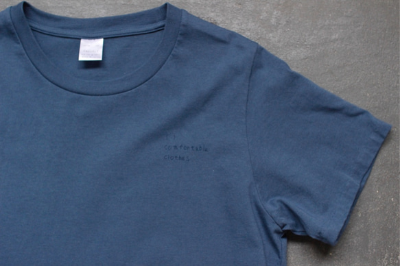 “comfortable clothes”プリントTシャツ/indigo blue 5枚目の画像
