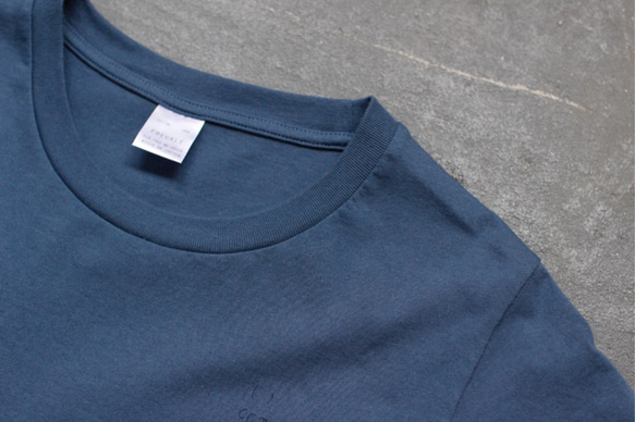 “comfortable clothes”プリントTシャツ/indigo blue 6枚目の画像