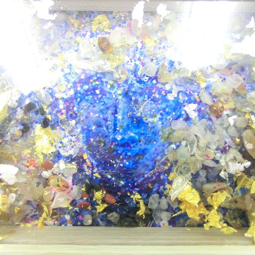 まなざし」彩原画 ハガキ 純金箔 純金箔 天然石 額サイズ12×16.5