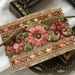インド刺繍 リボン ポニーフック ラップリボン リボンラップ 花柄×カーキ 1枚目の画像